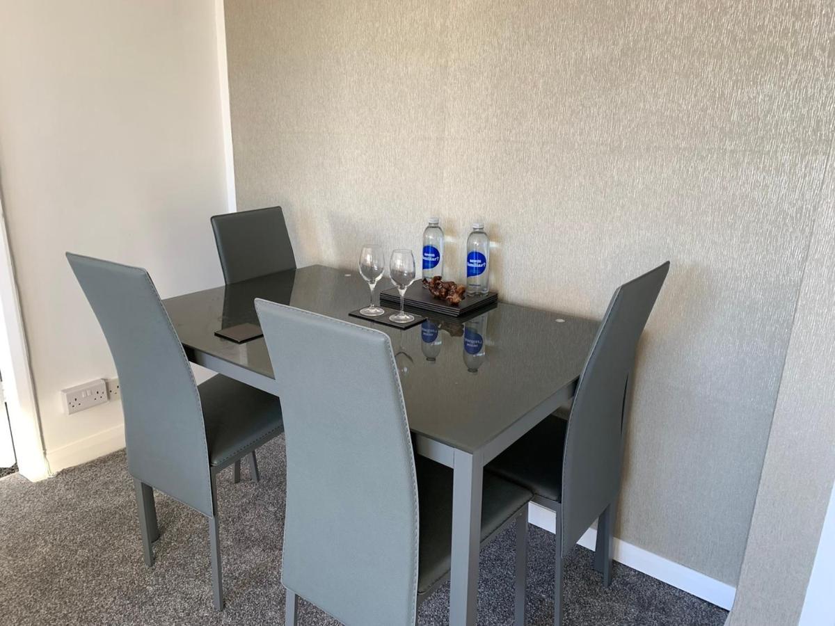Beach Front Apartment With Free Parking, St Annes Lytham St. Annes Eksteriør bilde